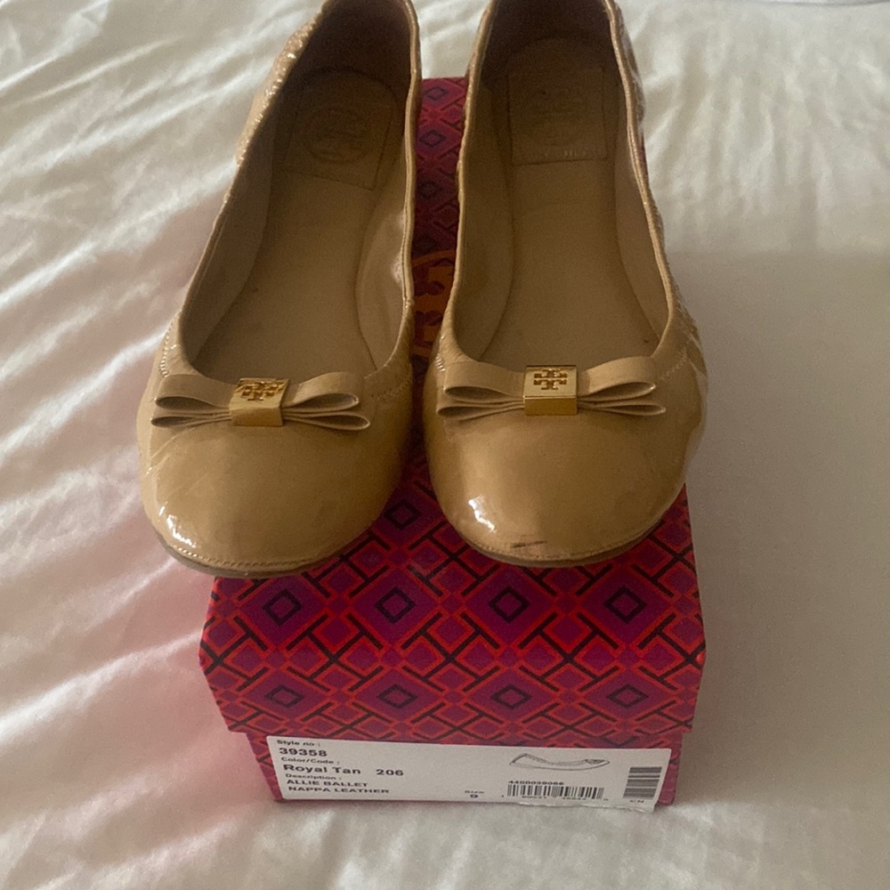 TORY BURCH ballet shoe